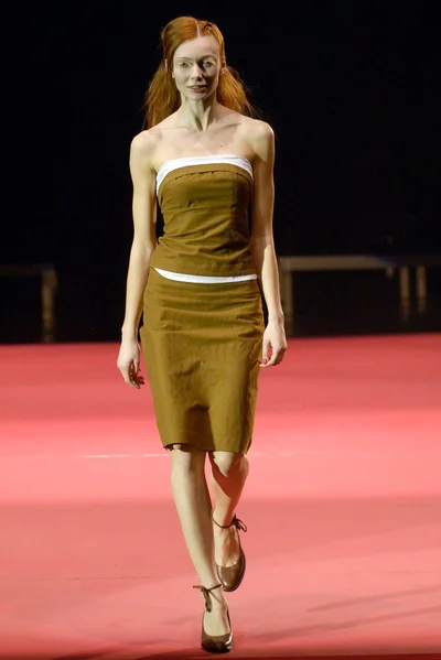Look 14